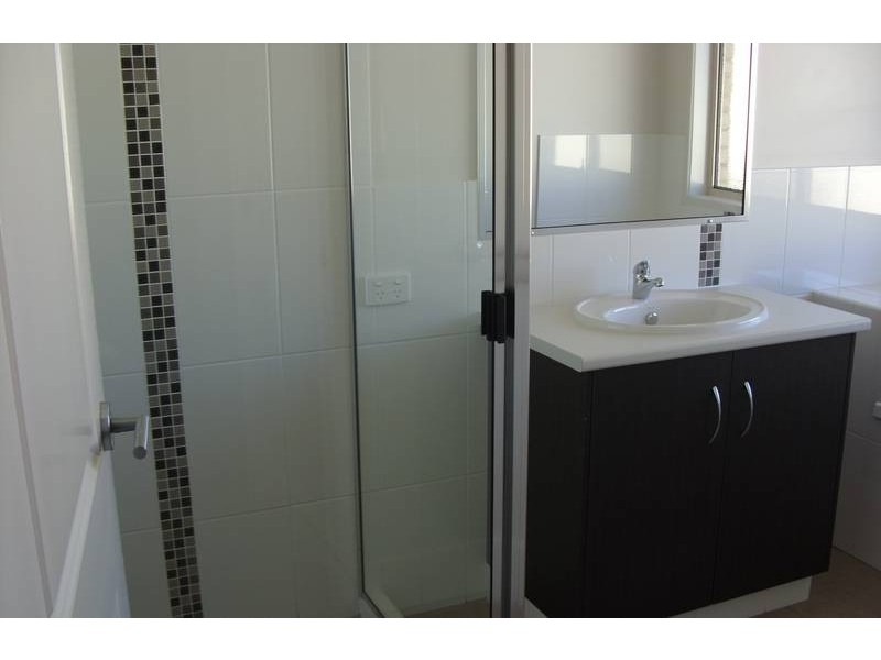 3 Barry Place, Dalby QLD 4405