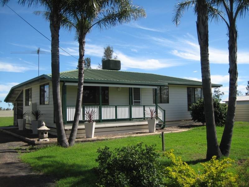 3 Mahon Street, Dalby QLD 4405