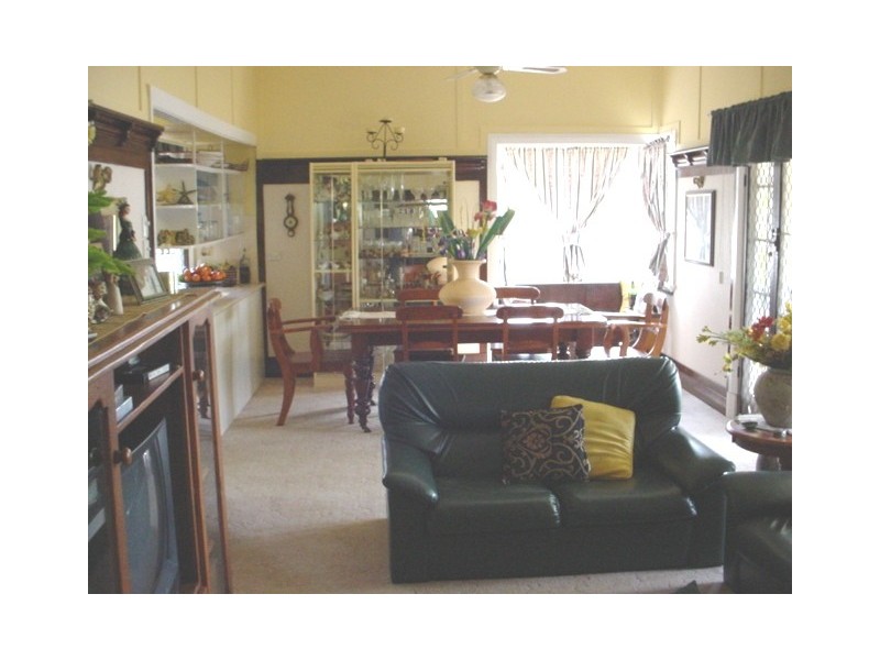 16 Archibald St, Dalby QLD 4405