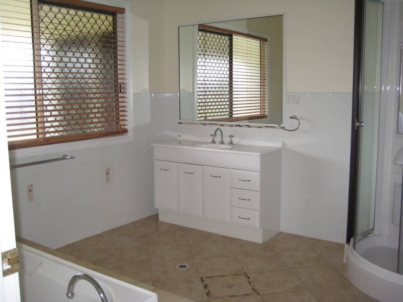 37 Thrupps Access Rd, Dalby QLD 4405