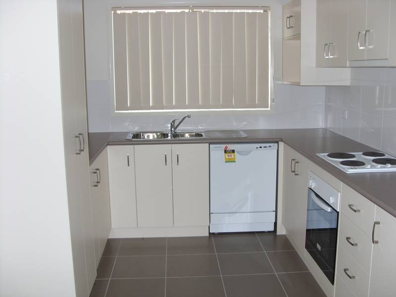 3 Charthojm Place, Dalby QLD 4405