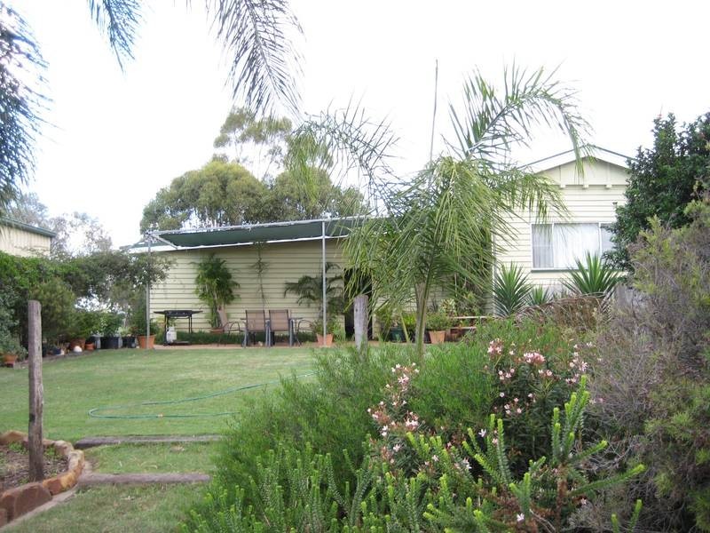 34 Mahon Street, Dalby QLD 4405