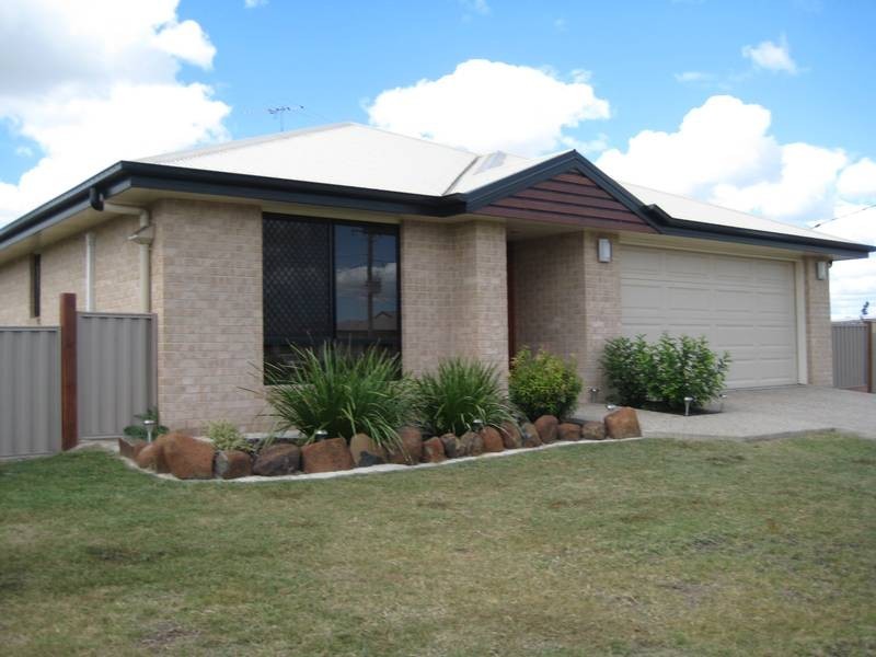 5 Sullivan Crescent, Dalby QLD 4405