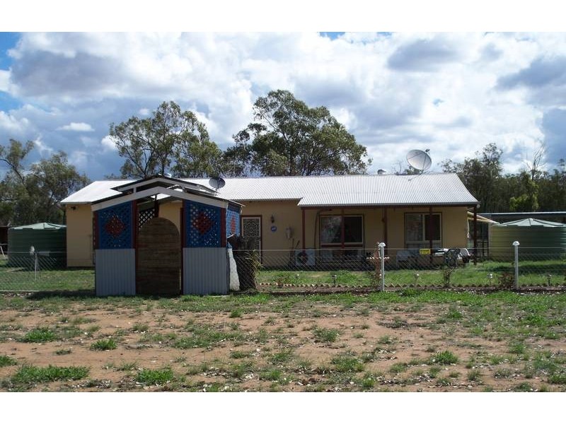 142 Rocky Crescent, Weranga QLD 4405