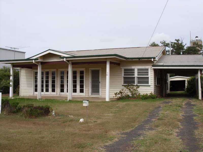 30 North St, Dalby QLD 4405