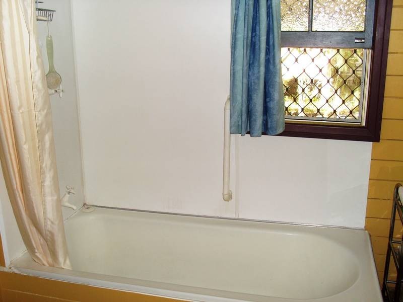 24 Scarlet Street, Dalby QLD 4405