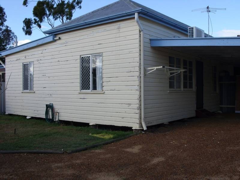 2/48 Alfred St, Dalby QLD 4405