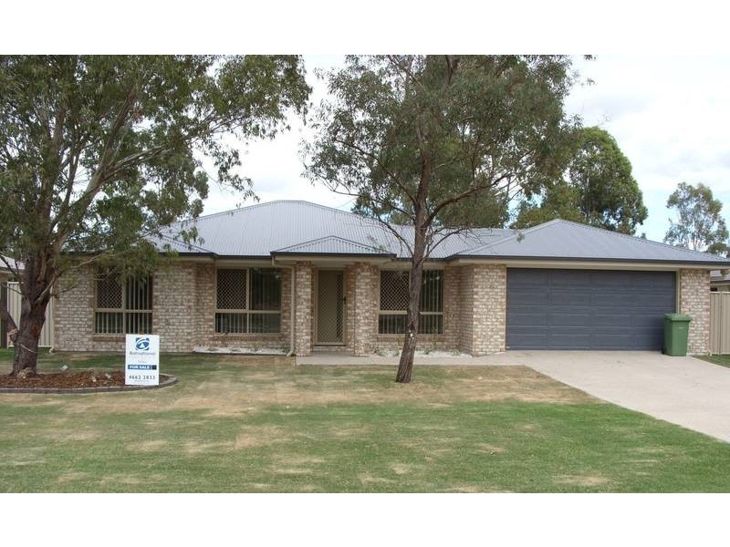 60 Edward St, Dalby QLD 4405