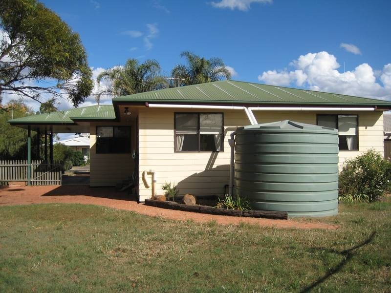 25 Burke Street, Dalby QLD 4405
