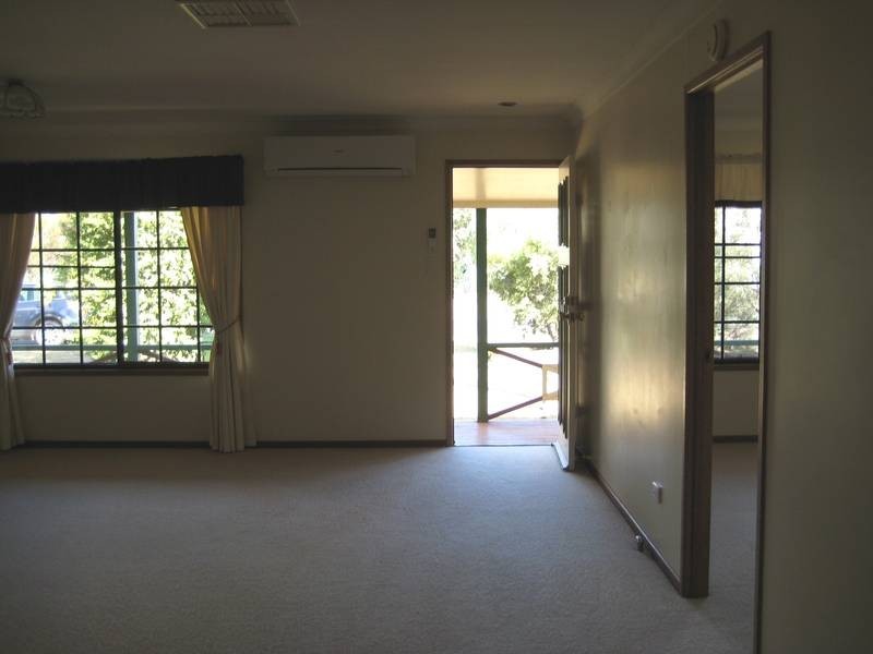 25 Burke Street, Dalby QLD 4405