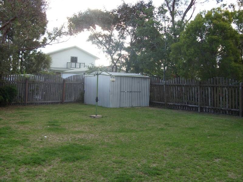 10 Leichhardt Avenue, Dalby QLD 4405