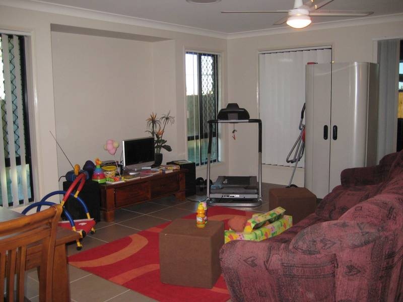 33 Diggers Drive, Dalby QLD 4405