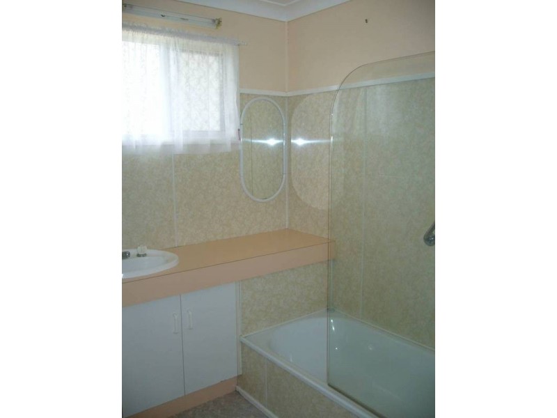 12 Matheson Street, Dalby QLD 4405