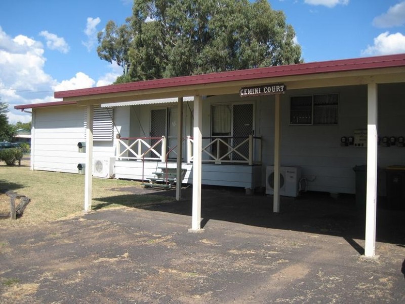 2/2 Archibald Street, Dalby QLD 4405