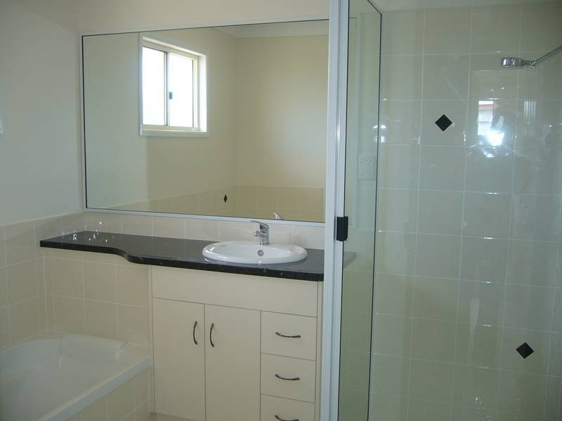 56a Arthur St, Dalby QLD 4405