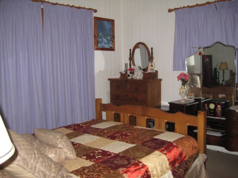 16 Pratten Street, Dalby QLD 4405