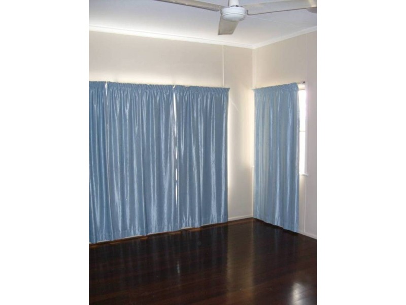 31 Bligh St, Dalby QLD 4405