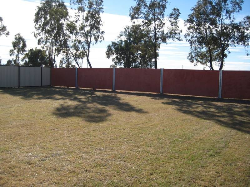 14 Gosden Drive, Dalby QLD 4405