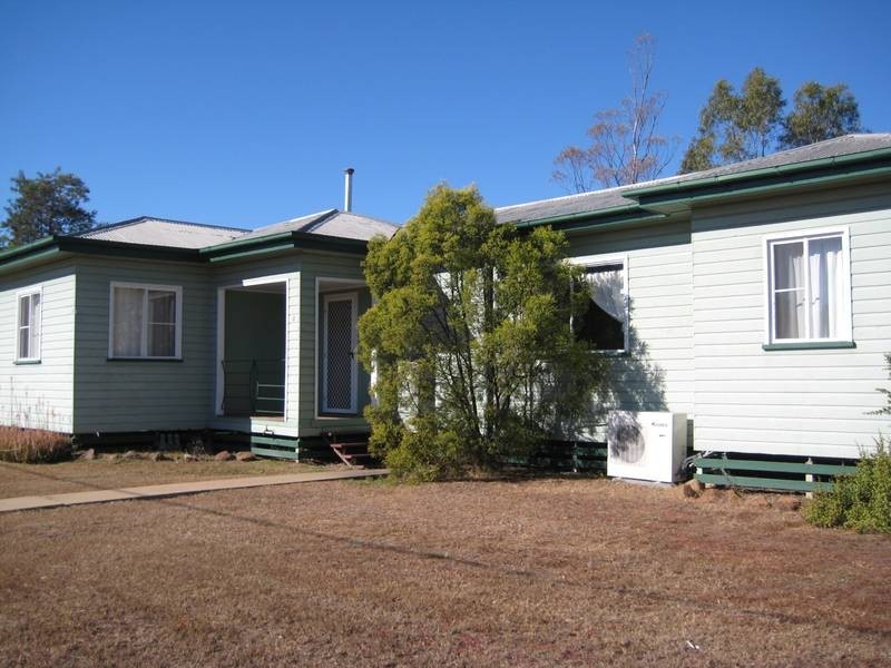 2 Blaxland Road, Dalby QLD 4405