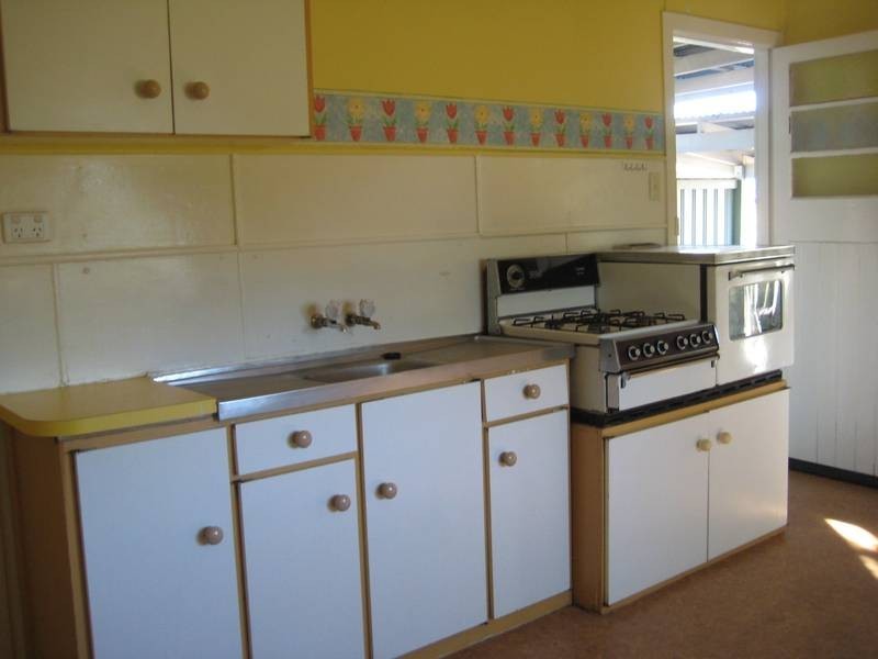 2 Blaxland Road, Dalby QLD 4405
