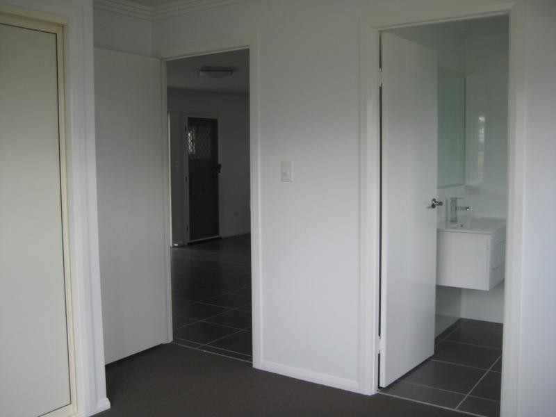 6 Jimbour Street RESIDENCE 1, Dalby QLD 4405