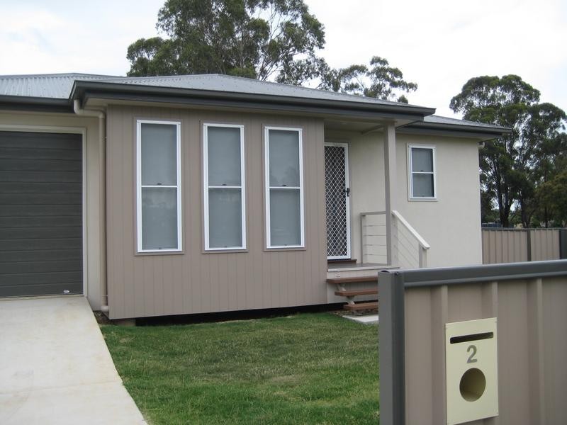 6 Jimbour Street RESIDENCE 2, Dalby QLD 4405