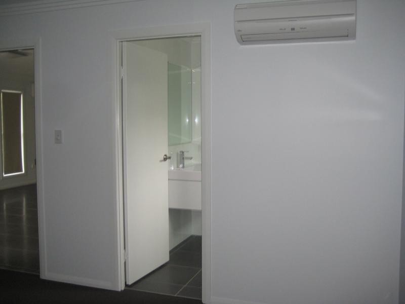 6 Jimbour Street RESIDENCE 2, Dalby QLD 4405