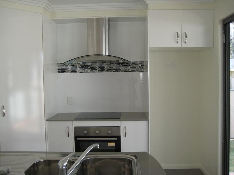 8 Jimbour Street RESIDENCE 2, Dalby QLD 4405