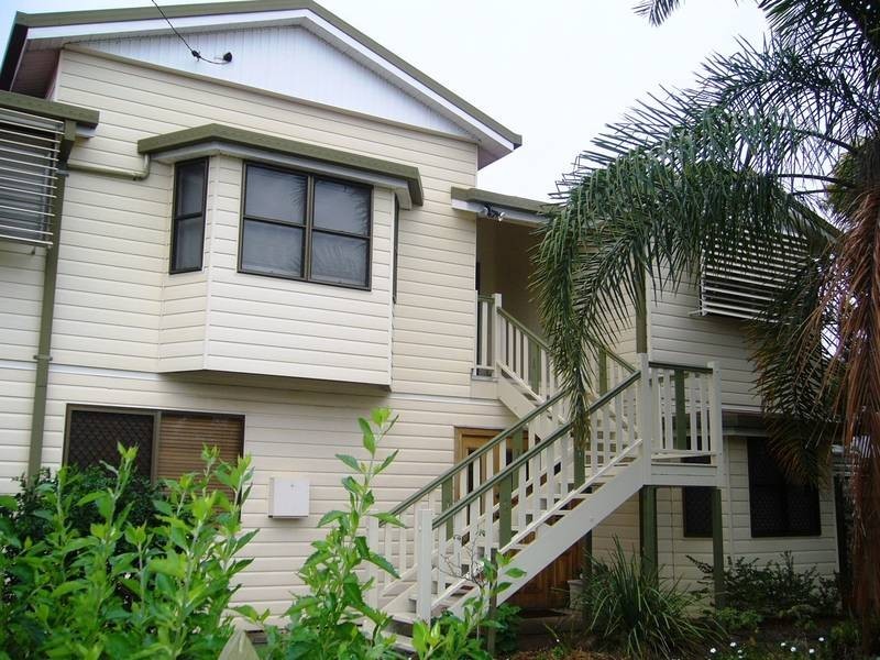 33 Bunya Street, Dalby QLD 4405