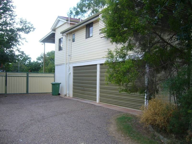 33 Bunya Street, Dalby QLD 4405