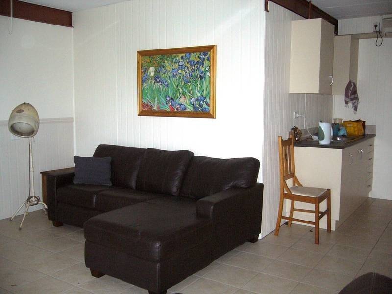 33 Bunya Street, Dalby QLD 4405