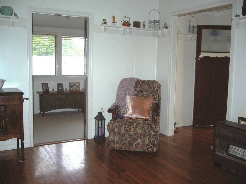 33 Bunya Street, Dalby QLD 4405