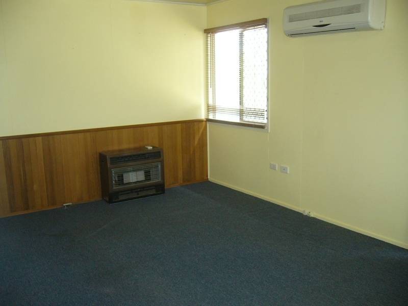 9 Raynor, Dalby QLD 4405