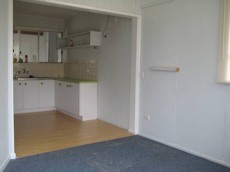 72 Coxen St, Jandowae QLD 4410