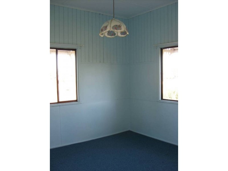 7 Bird Street, Dalby QLD 4405