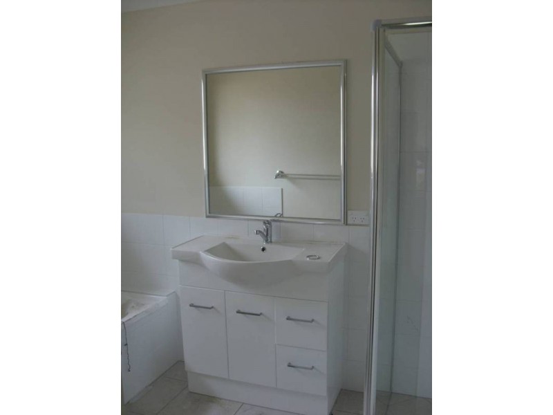 56 Edward St, Dalby QLD 4405