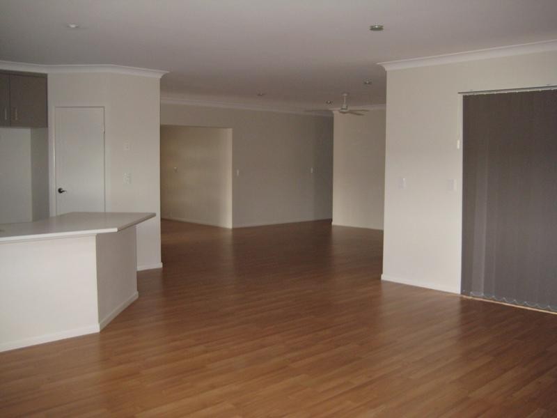 4 Trentwood, Dalby QLD 4405