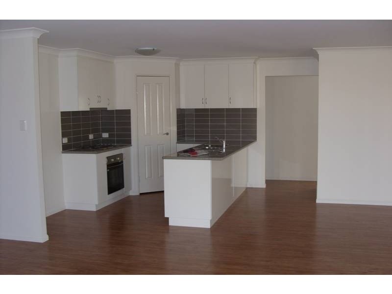 6 Trentwood, Dalby QLD 4405