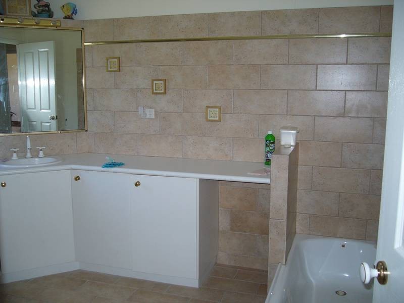 69 Sunrise Av, Dalby QLD 4405