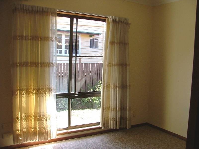 2/64 Pratten Street, Dalby QLD 4405