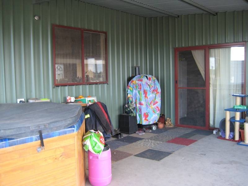 2734 Weranga North Rd, Kogan QLD 4406