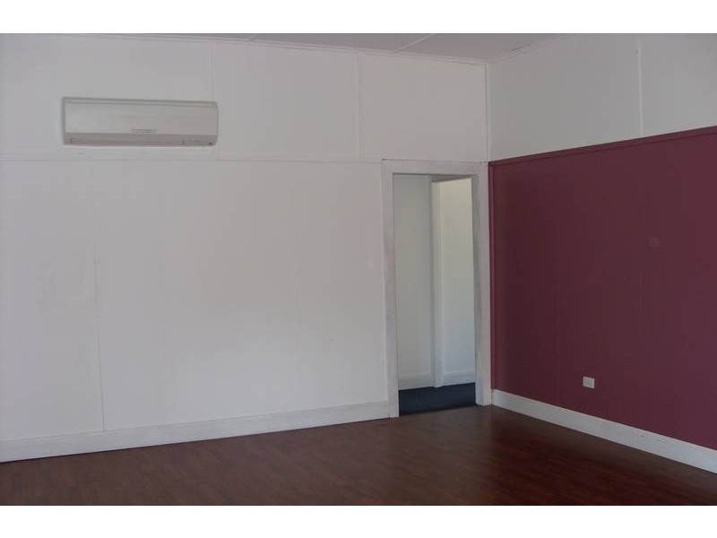 26 Arthur St, Dalby QLD 4405