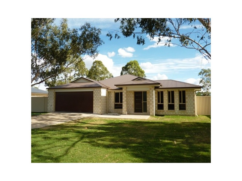 58 Edward Street, Dalby QLD 4405