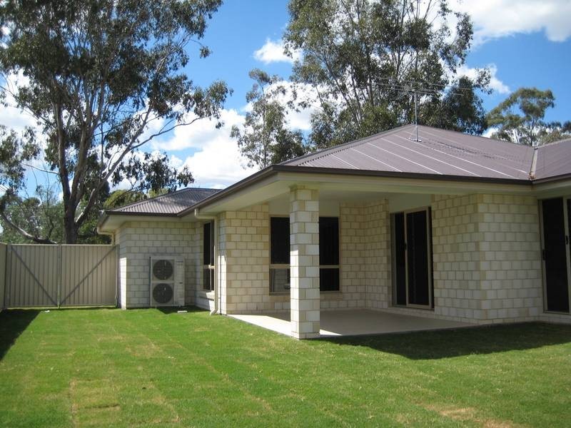 58 Edward Street, Dalby QLD 4405
