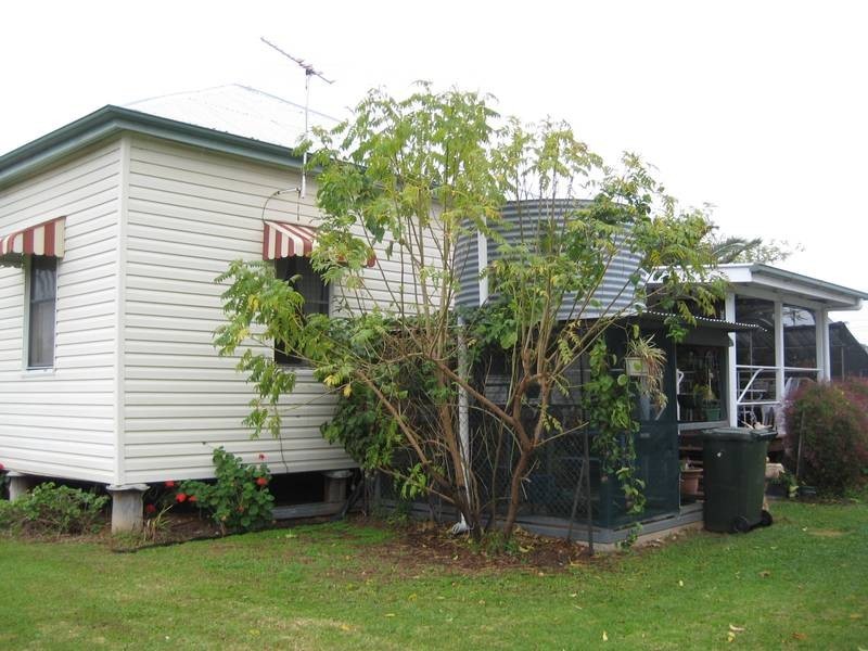 61 Warra Street, Jandowae QLD 4410