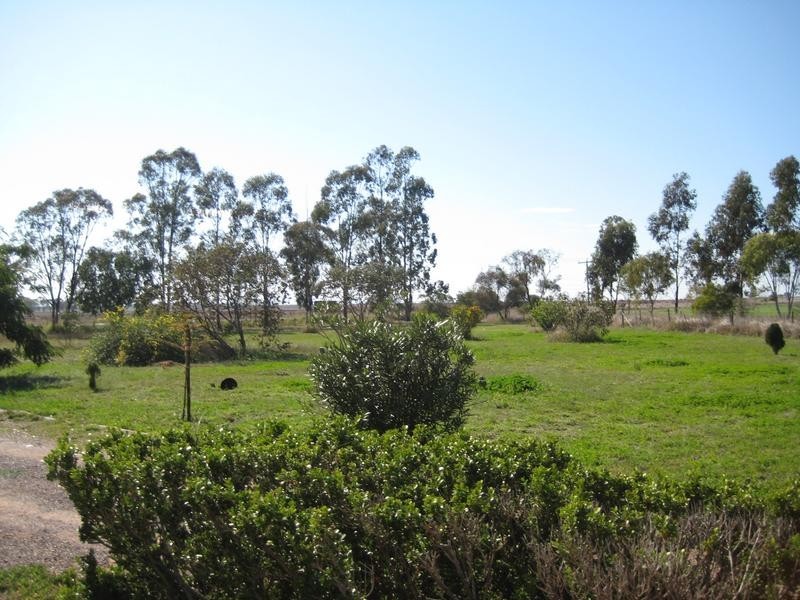 Lot 1,  Warrego Highway, Warra QLD 4411