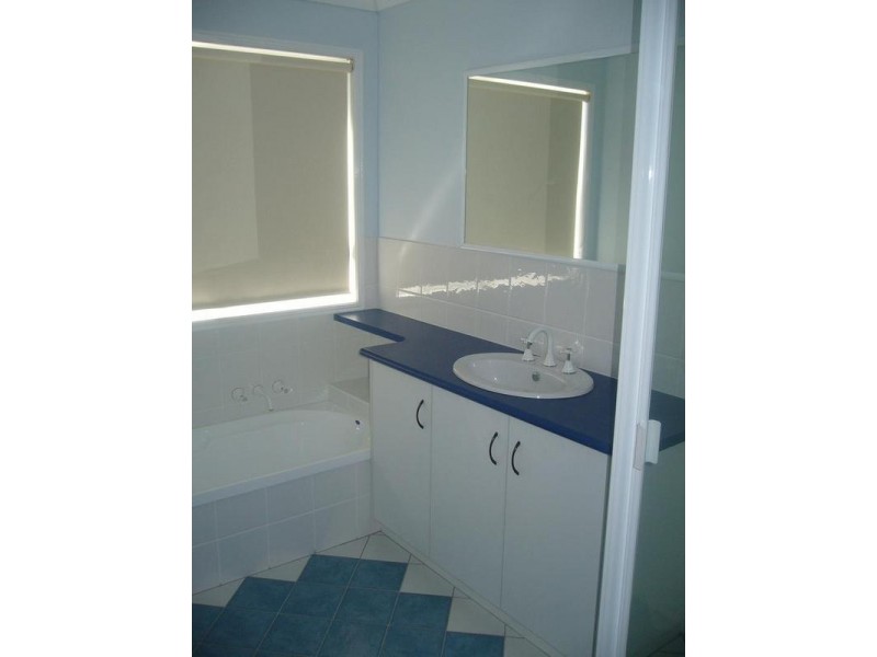 4 Horace St, Dalby QLD 4405