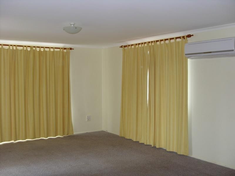 7 Koala Crt, Dalby QLD 4405