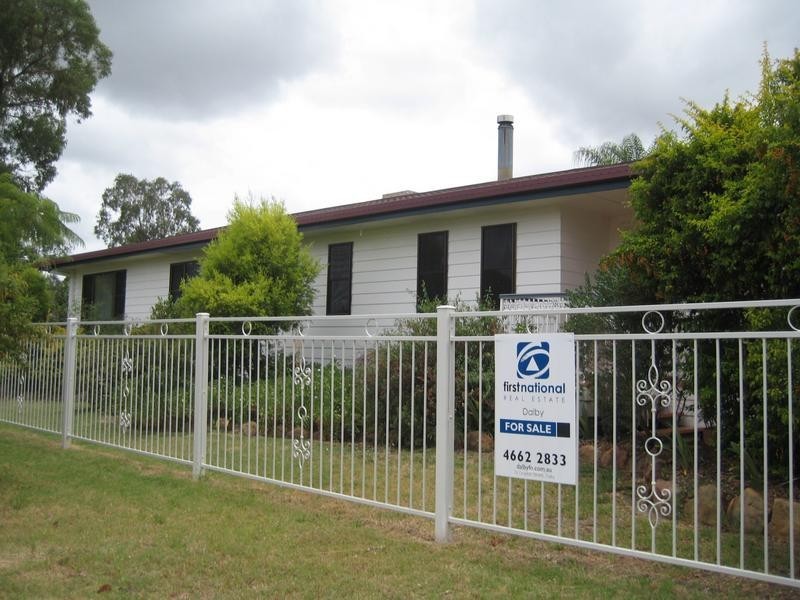 69 Charles Street, Dalby QLD 4405