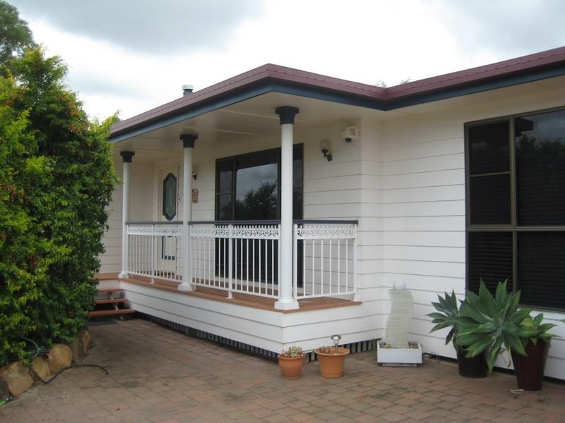 69 Charles Street, Dalby QLD 4405